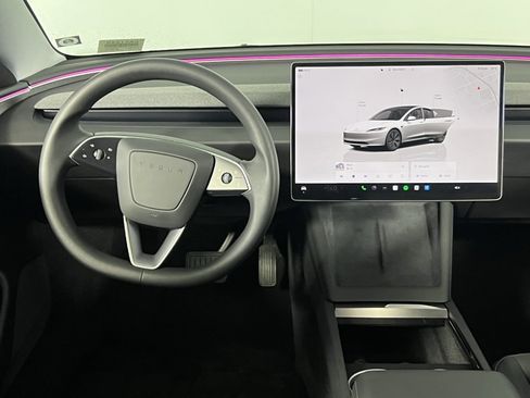 Used 2025 Tesla Model 3 Long Range image 22