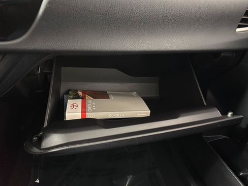 Used 2015 Toyota Corolla S FWD image 38
