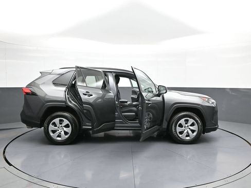 Used 2020 Toyota RAV4 LE w/ All Weather Liner Package AWD/4WD image 41