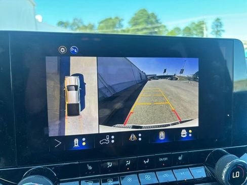 New 2026 Chevrolet Colorado LT w/ LT Convenience Package AWD/4WD image 21