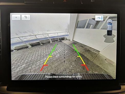 Certified 2022 Ford F150 XLT w/ Equipment Group 302A High image 19