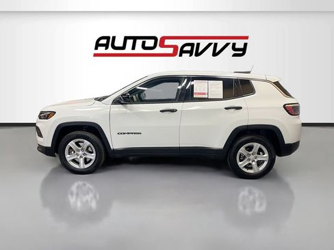 Used 2023 Jeep Compass Sport AWD/4WD image 4
