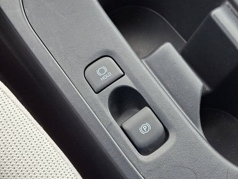 Certified 2025 Toyota Corolla LE image 24