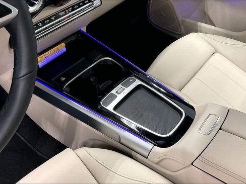 New 2026 Mercedes-Benz GLB 250 image 7