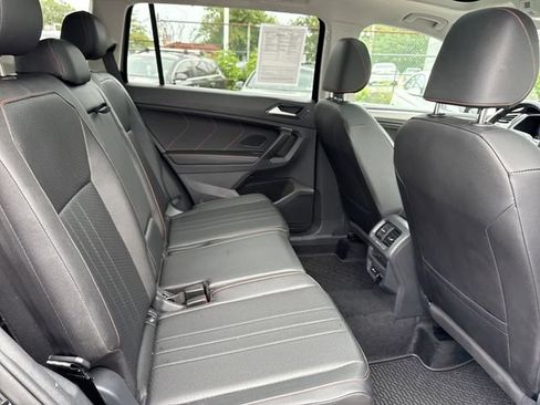 Used 2024 Volkswagen Tiguan Wolfsburg Edition image 32