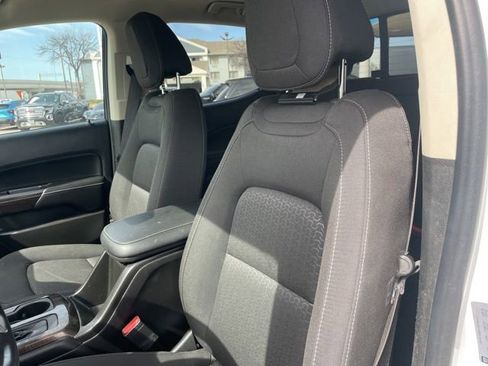 Used 2022 GMC Canyon Elevation w/ Trailering Package image 9