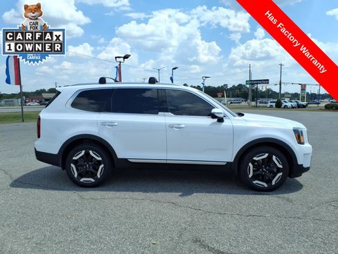 Used 2024 Kia Telluride S w/ S Sunroof Package FWD image 6
