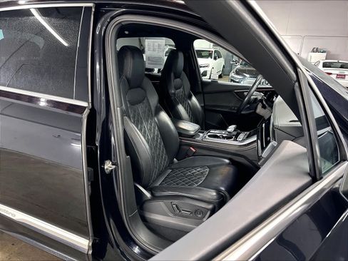 Used 2021 Audi SQ7 Premium Plus w/ Executive Package AWD/4WD image 10