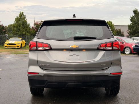 Used 2023 Chevrolet Equinox LS AWD/4WD image 10