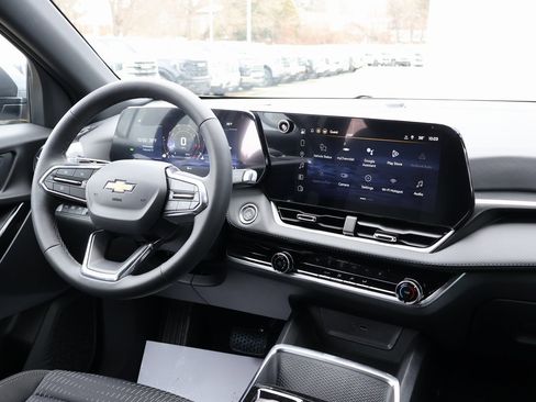 New 2026 Chevrolet Equinox LT image 27