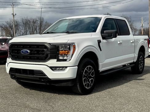 Used 2022 Ford F150 XLT w/ Equipment Group 302A High AWD/4WD image 7