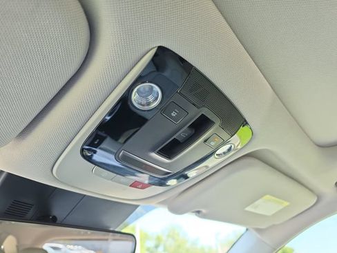 Certified 2023 Kia Sorento EX w/ Panoramic Sunroof Package FWD image 31