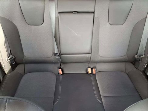 Used 2023 Buick Encore GX Select w/ Sport Touring Package image 17