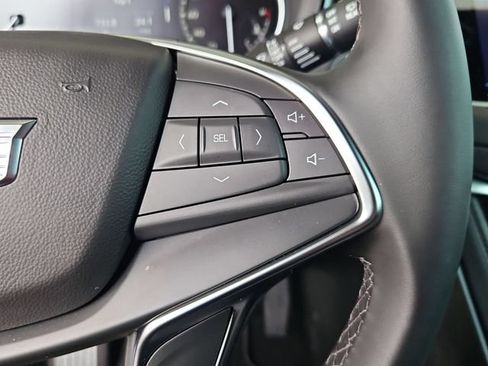 Certified 2026 Cadillac XT5 Luxury AWD/4WD image 14