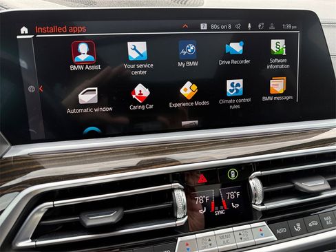 Used 2021 BMW X5 xDrive40i w/ M Sport Package image 25