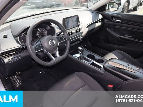 Used 2020 Nissan Altima 2.5 S FWD image 10