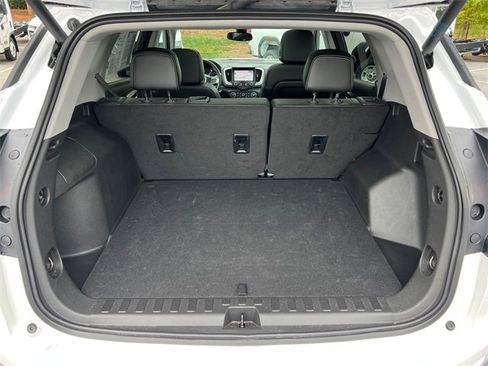 Certified 2023 GMC Terrain SLT w/ Infotainment Package II image 18