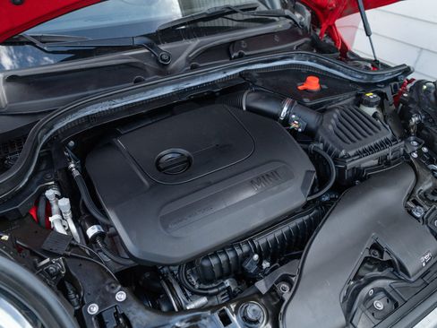 Used 2020 MINI Cooper 2-Door Hardtop FWD image 9