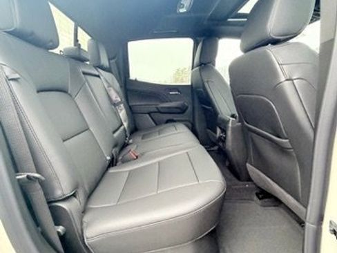 New 2026 GMC Canyon Elevation w/ Convenience Package image 7