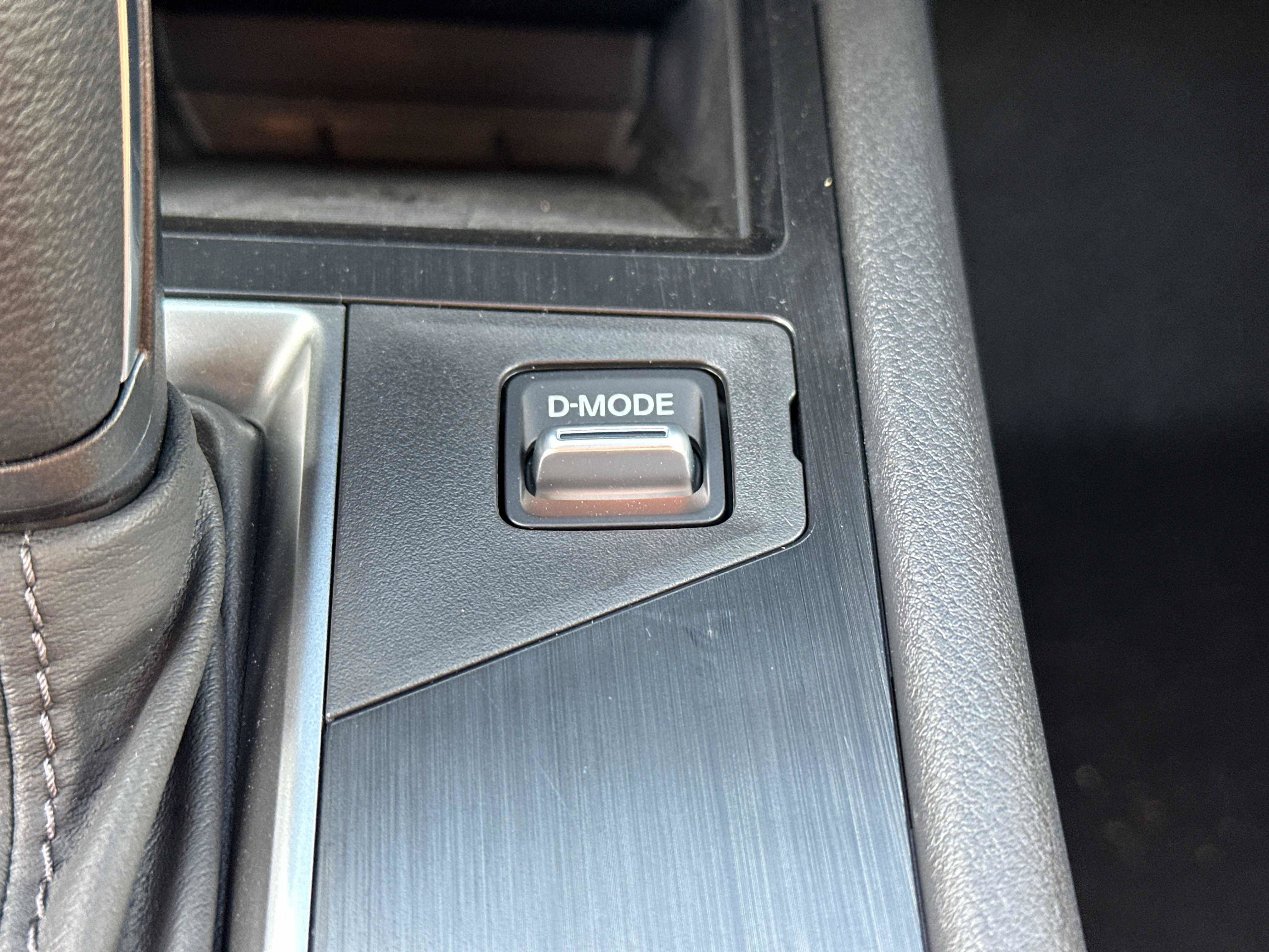 New 2027 Nissan Kicks SV AWD/4WD image 38