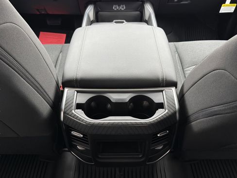 New 2025 RAM 2500 Big Horn image 29