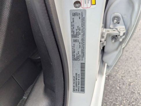 Used 2022 RAM 1500 Big Horn image 26