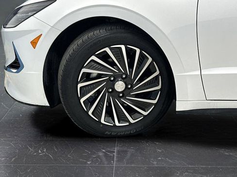 Used 2021 Hyundai Sonata Limited image 35