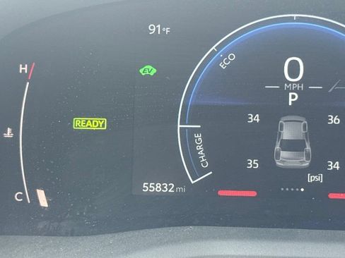 Used 2025 Toyota Camry LE FWD image 21