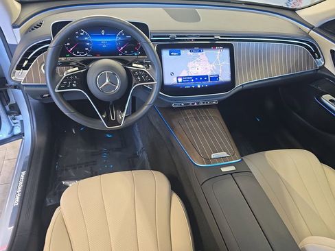 Certified 2026 Mercedes-Benz E 350 4MATIC Sedan image 18