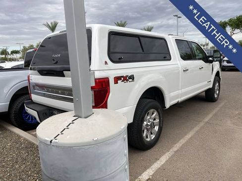 Used 2022 Ford F250 Platinum w/ FX4 Off-Road Package AWD/4WD image 5