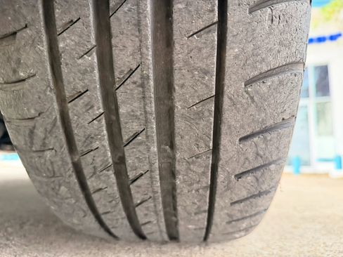 Used 2019 Toyota Camry SE w/ Carpet Mat Package image 11