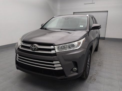 Used 2019 Toyota Highlander XLE image 15