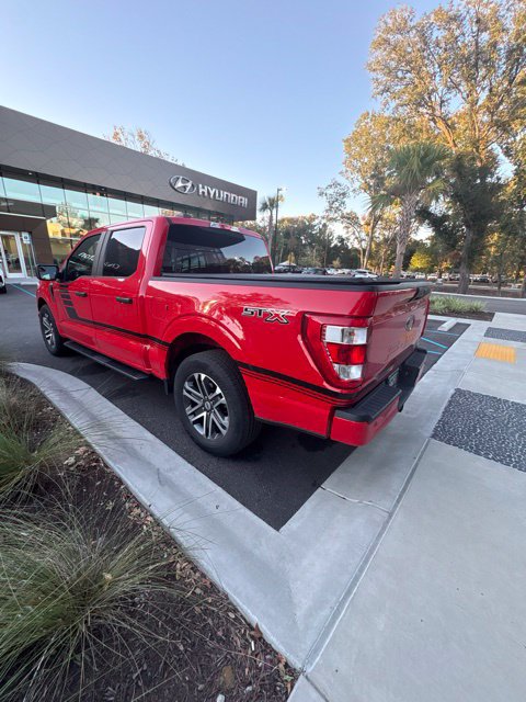 Used 2022 Ford F150 XL w/ STX Appearance Package RWD image 4