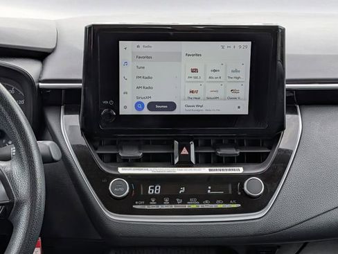 Used 2024 Toyota Corolla LE FWD image 15