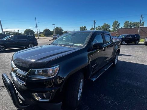 Used 2017 Chevrolet Colorado LT w/ LT Convenience Package AWD/4WD image 2
