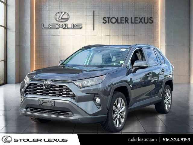 Used 2020 Toyota RAV4 XLE Premium AWD/4WD image 3