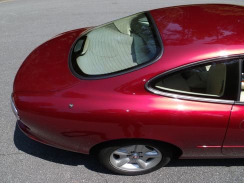 Used 1997 Jaguar XK8 Coupe RWD image 37