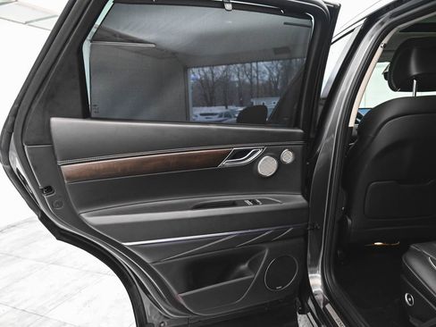 Used 2023 Genesis GV80 2.5T w/ Prestige Package image 13