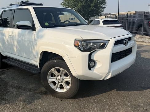 Used 2015 Toyota 4Runner SR5 AWD/4WD image 1