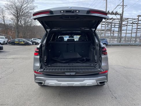 Used 2024 BMW X5 xDrive40i w/ Premium Package image 4
