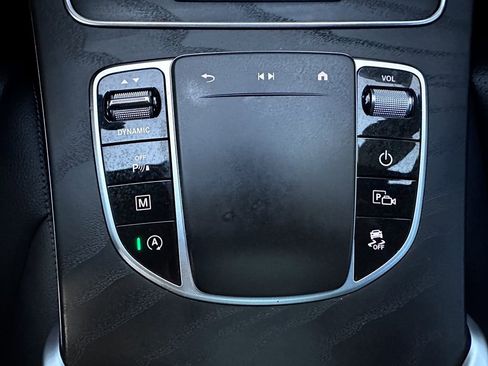 Certified 2022 Mercedes-Benz GLC 300 image 24