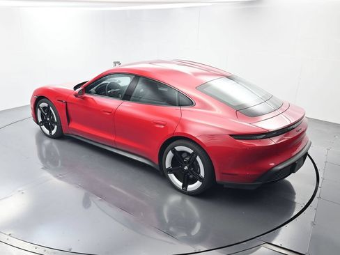 Used 2025 Porsche Taycan RWD image 31
