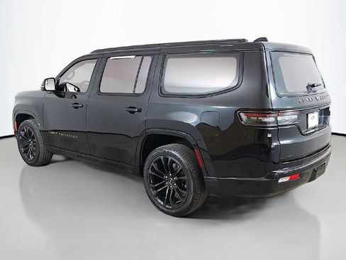 Used 2022 Jeep Grand Wagoneer Series II w/ Quick Order Packagew 28T AWD/4WD image 17