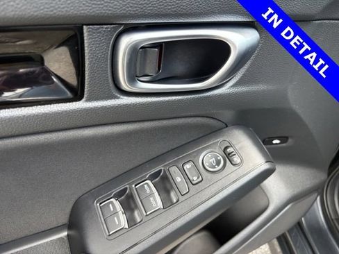 Certified 2025 Honda Civic Sport image 24