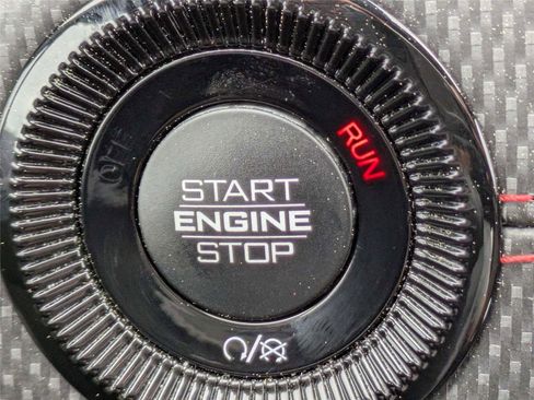 Used 2025 Jeep Compass Trailhawk w/ Trailhawk Elite Group image 32