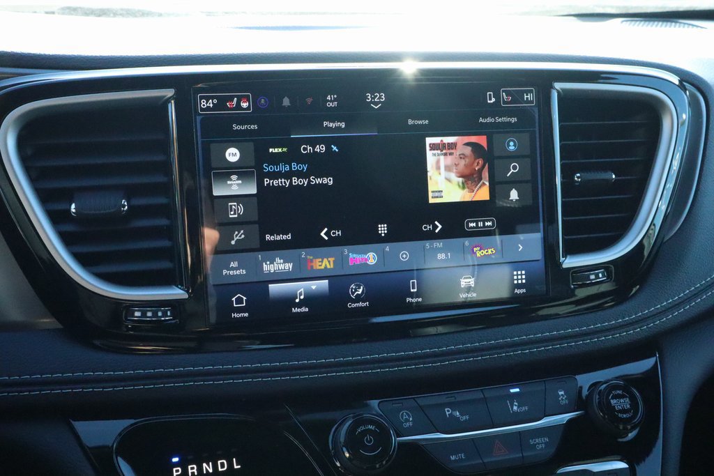 New 2026 Chrysler Pacifica Select w/ S Appearance Package FWD image 5