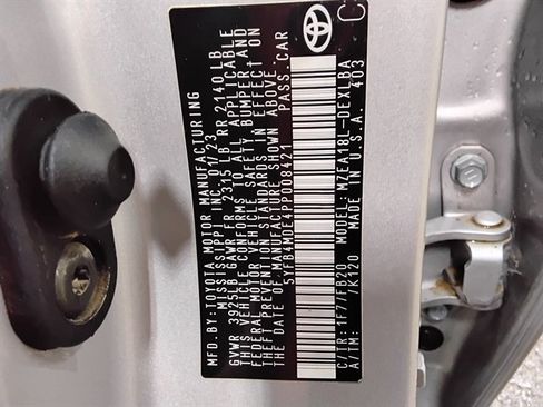 Used 2023 Toyota Corolla LE FWD image 16