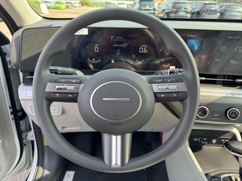 New 2026 Hyundai Kona SE image 19