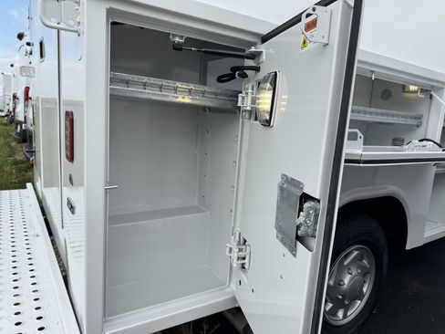New 2026 Ford E-350 and Econoline 350 Super Duty w/ Power Equipment Group RWD image 6