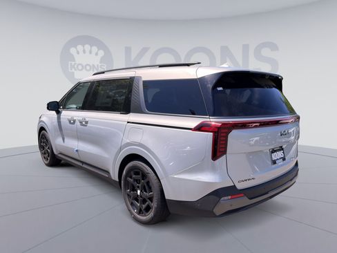 New 2026 Kia Carnival SX Prestige FWD image 8